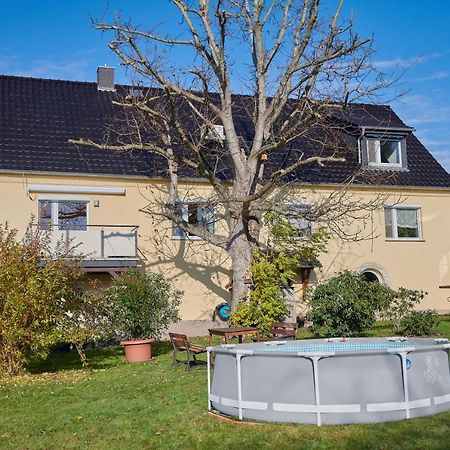 Gemuetliche Ferienwohnung In Laendlicher Lage Riesa Esterno foto