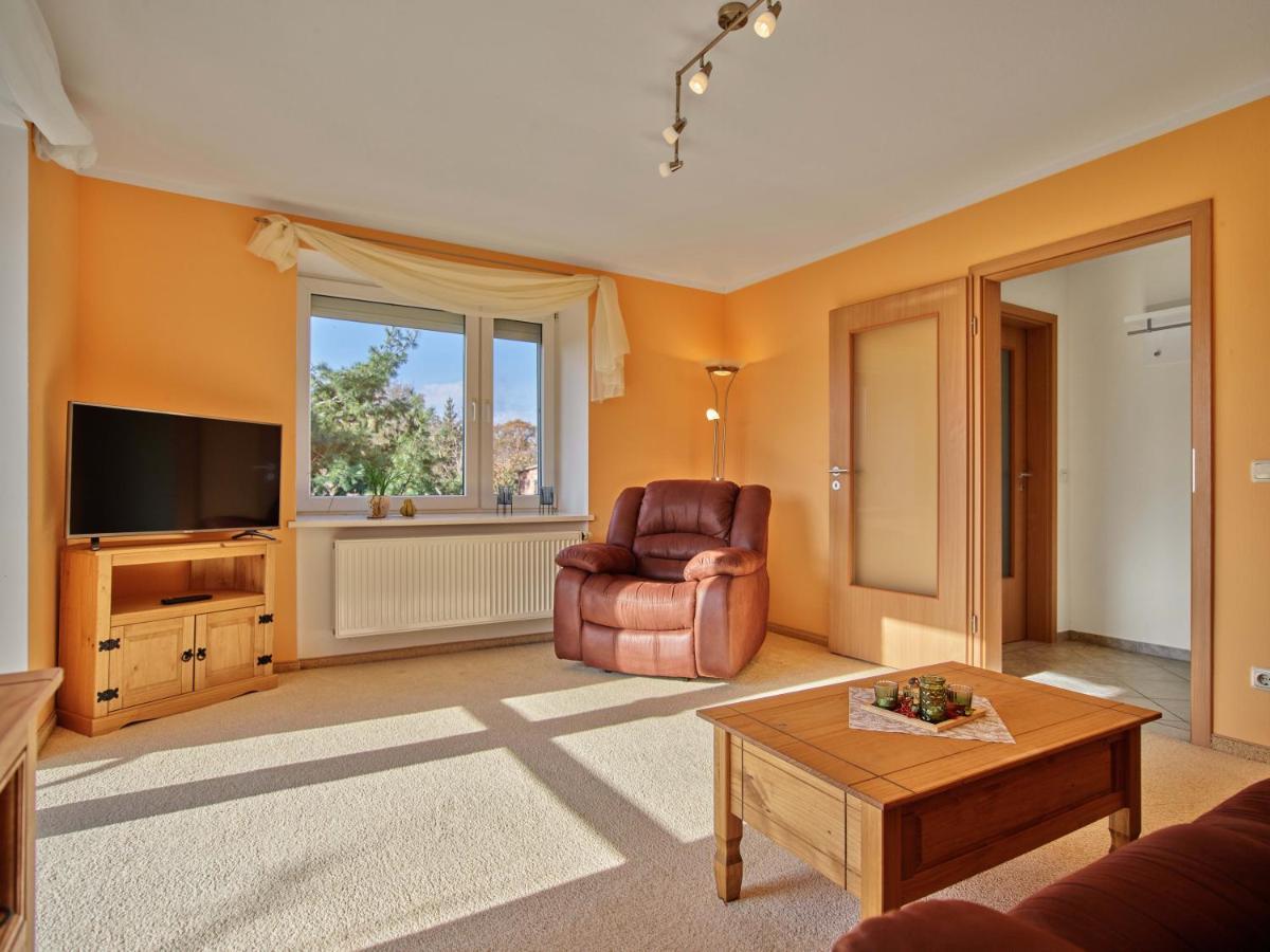 Gemuetliche Ferienwohnung In Laendlicher Lage Riesa Esterno foto