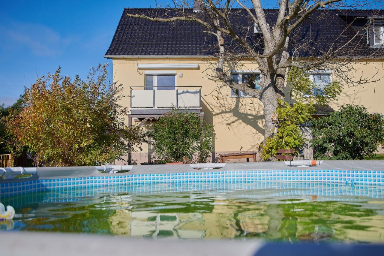 Gemuetliche Ferienwohnung In Laendlicher Lage Riesa Esterno foto
